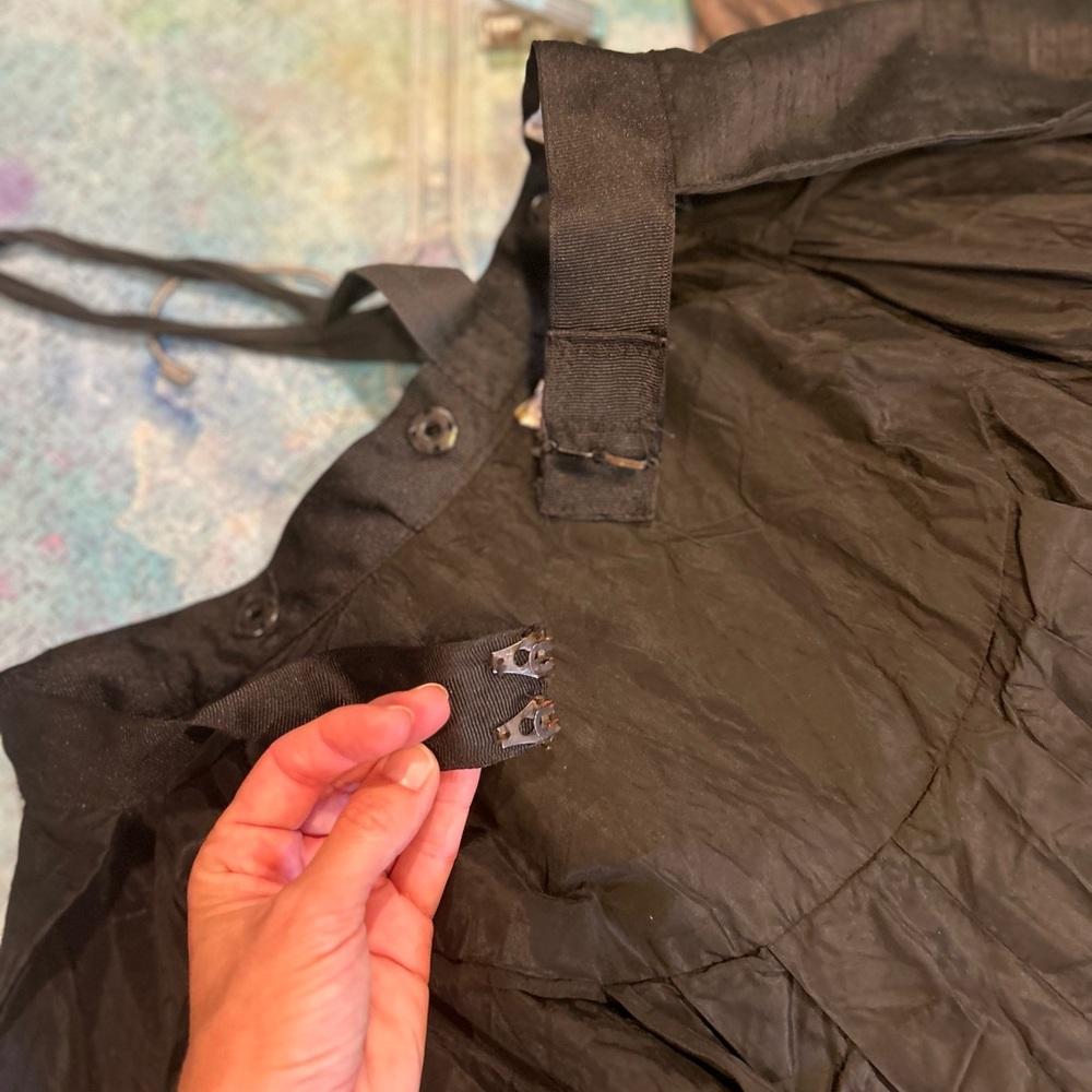 Victorian Vintage Bustle - Picture 9 of 11